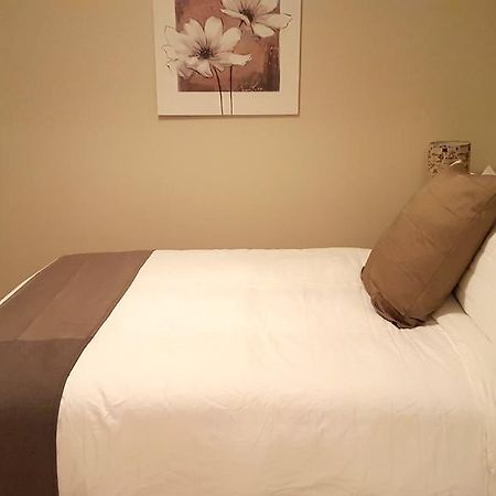 1-Bedroom Apartment Sweet #8 By Amazing Property Rentals Gatineau Exteriér fotografie